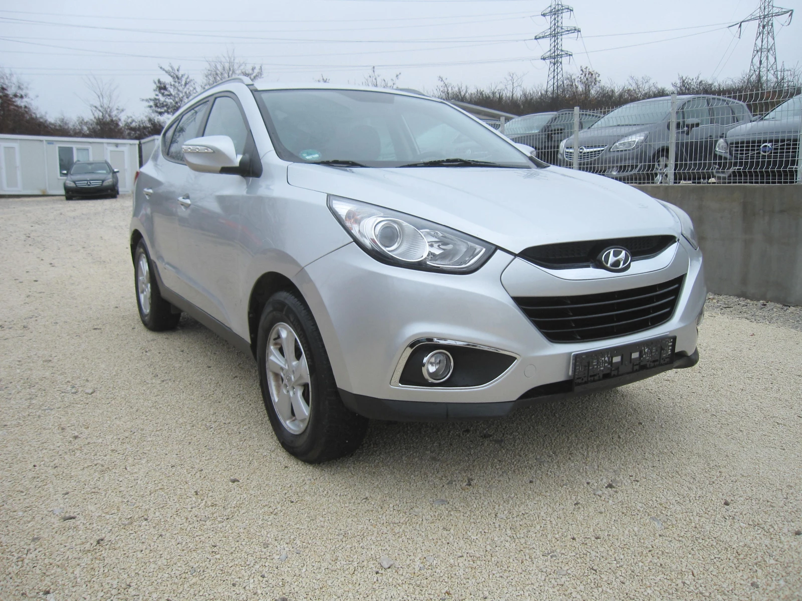 Hyundai IX35 2, 0-4х4, Подгрев, Теглич, Кожа - изображение 2