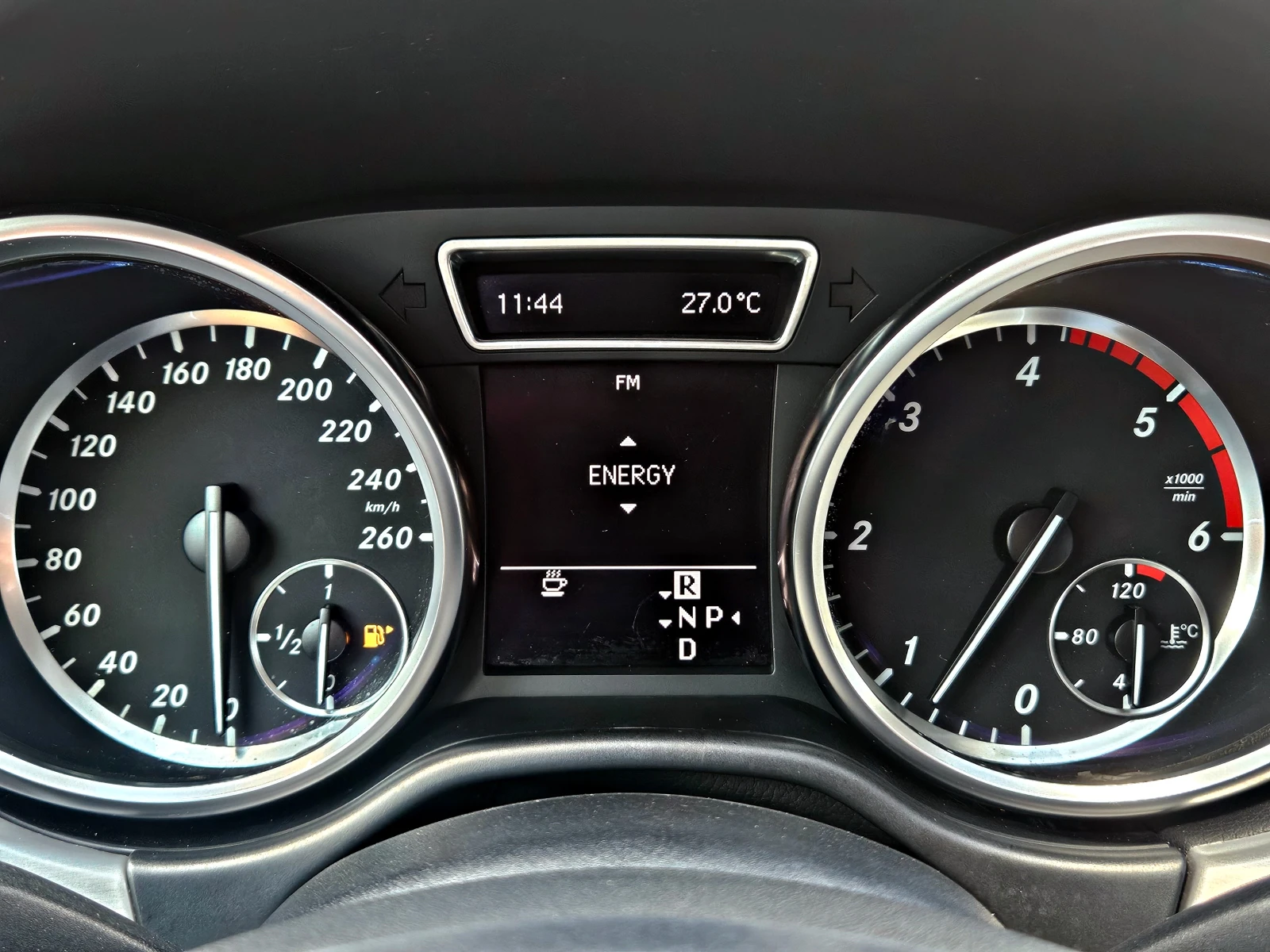 Mercedes-Benz ML 350 AMG/GERMAN/CAMERA/ПОДГРЕВ/ПЕЧКА/ТЕГЛИЧ/ЕЛ.БАГАЖ/LI - изображение 10