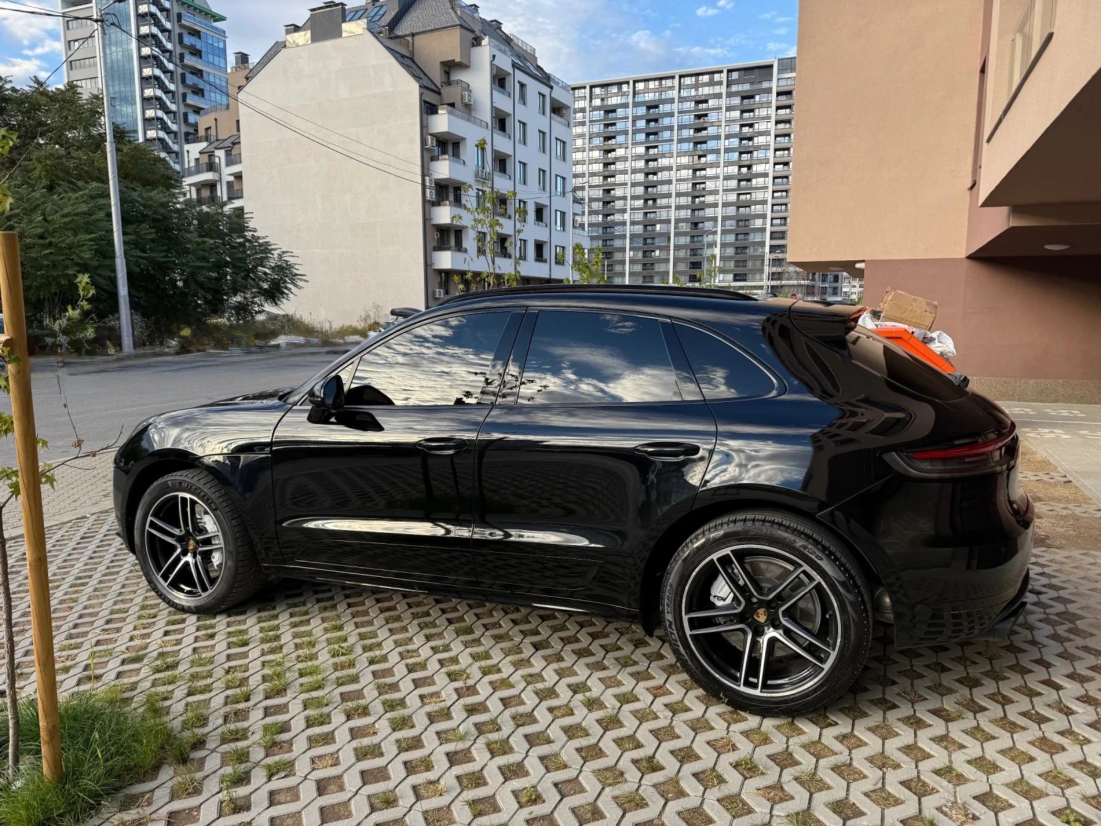 Porsche Macan Turbo  - изображение 2