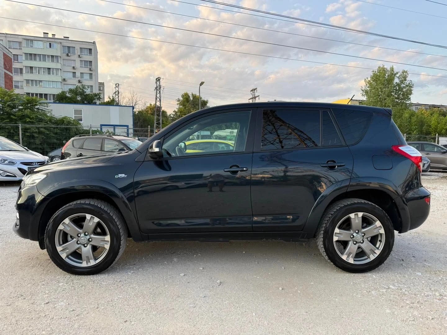 Toyota Rav4 КАТО НОВА ! ! ! - изображение 3