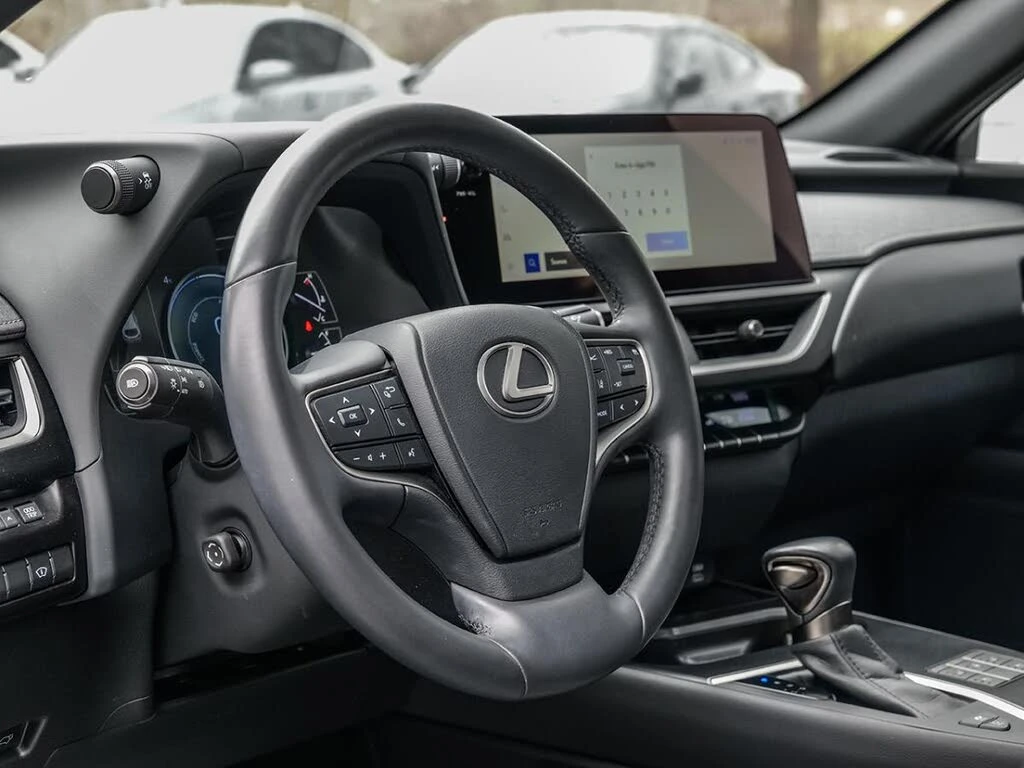Lexus UX 250h  AWD, снимка 10 - Автомобили и джипове - 54237554