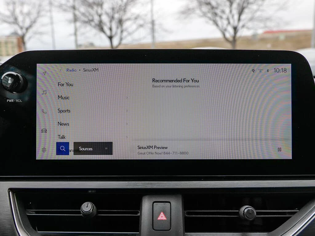 Lexus UX 250h  AWD, снимка 15 - Автомобили и джипове - 54237554