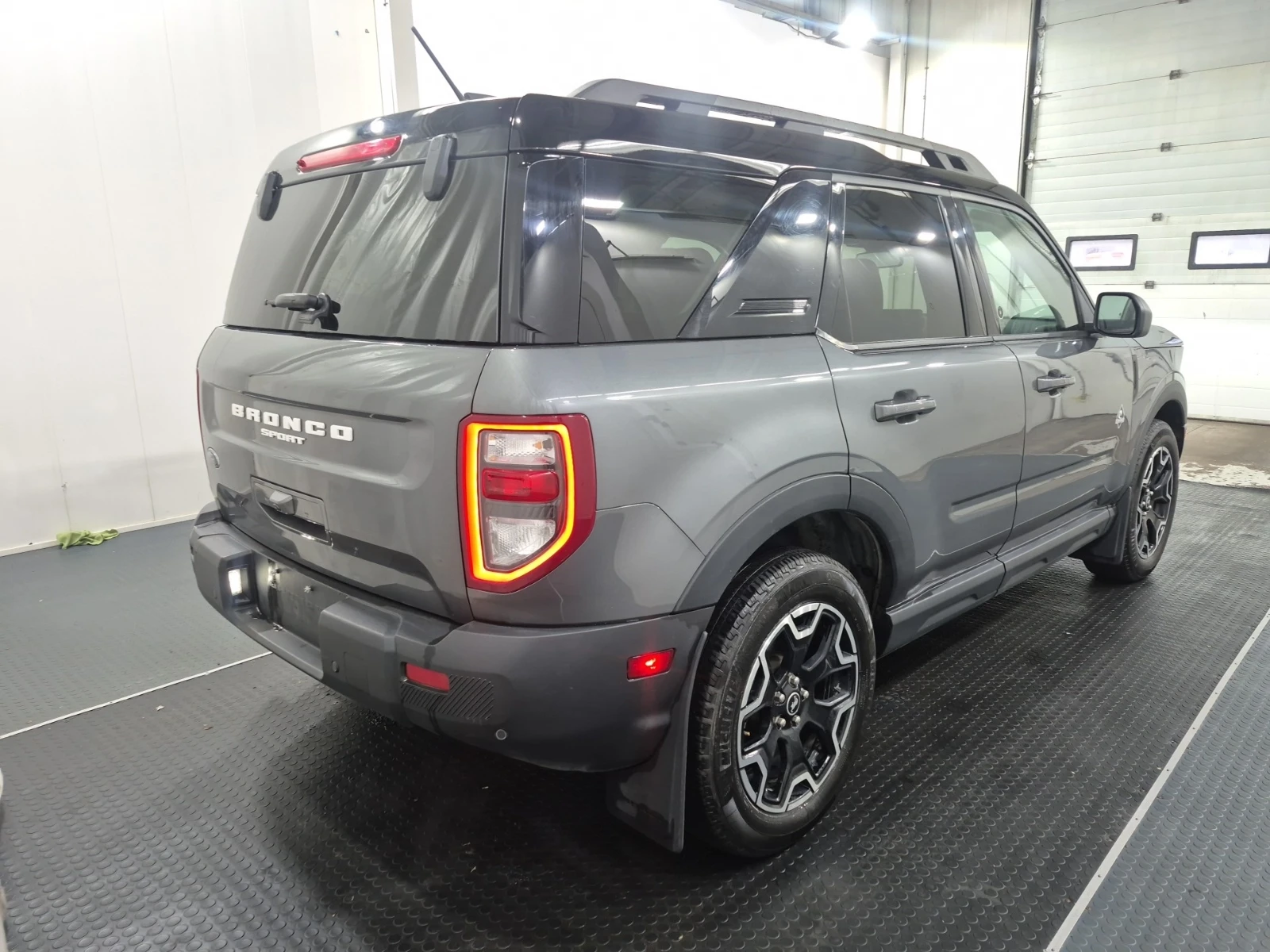 Ford Bronco OUTER BANKS, снимка 5 - Автомобили и джипове - 54556750
