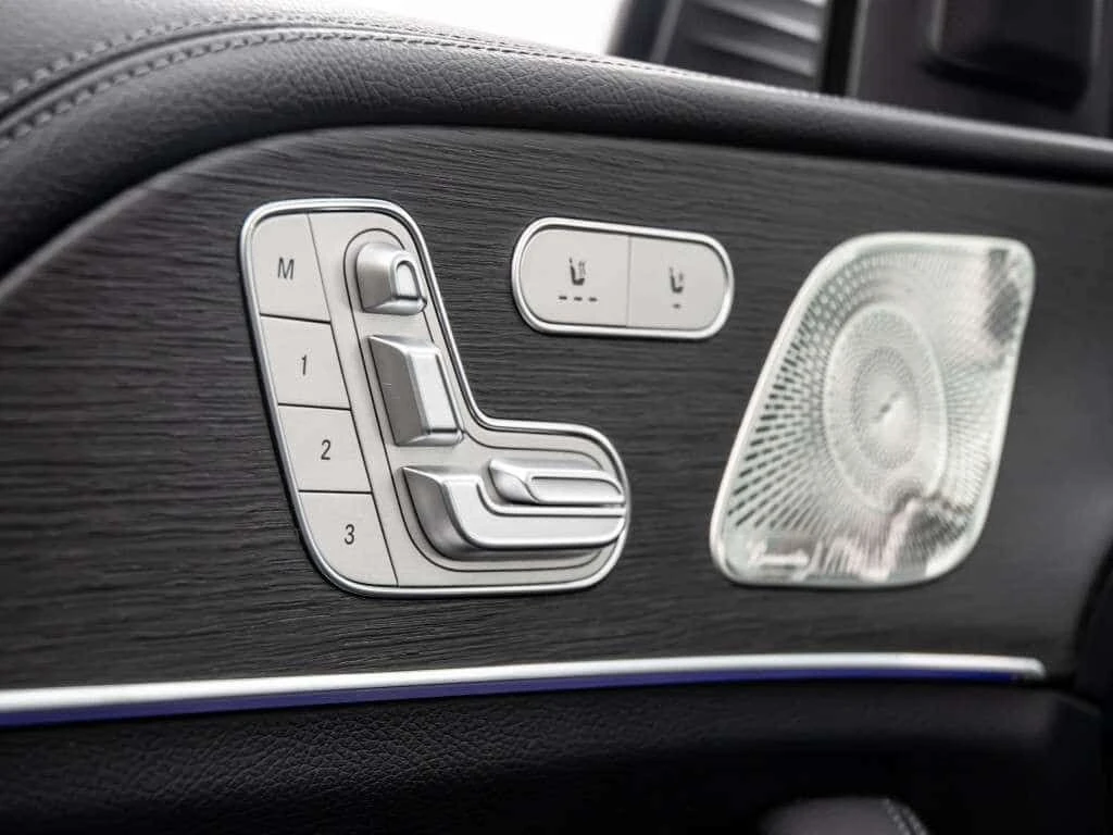 Mercedes-Benz GLE 350 AMG PKG| 360 CAM| INTELDRIVE| PANO| BURMASTER, снимка 14 - Автомобили и джипове - 54949263