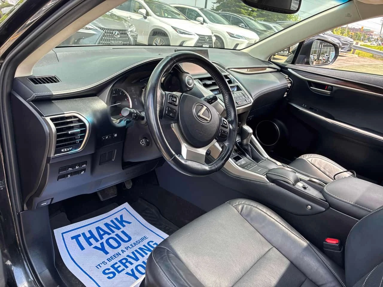 Lexus NX 200t * AWD 4dr * CARFAX * БЕЗ ПЪРВОНАЧАЛНА ВНОСКА, снимка 5 - Автомобили и джипове - 55309584