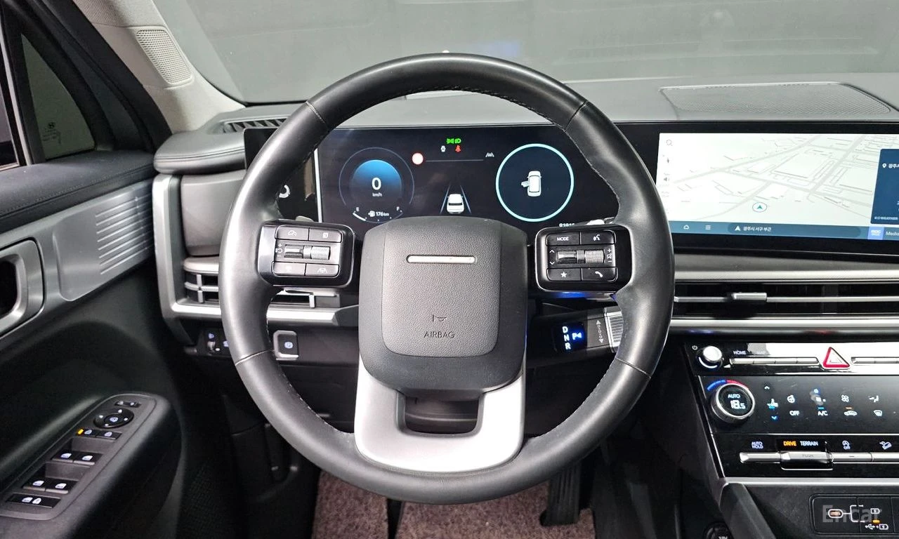Hyundai Santa fe 2.5T Exclusive 4x4* DISTRONIC* 360 CAM* ОБДУХВАНЕ*, снимка 9 - Автомобили и джипове - 55431533