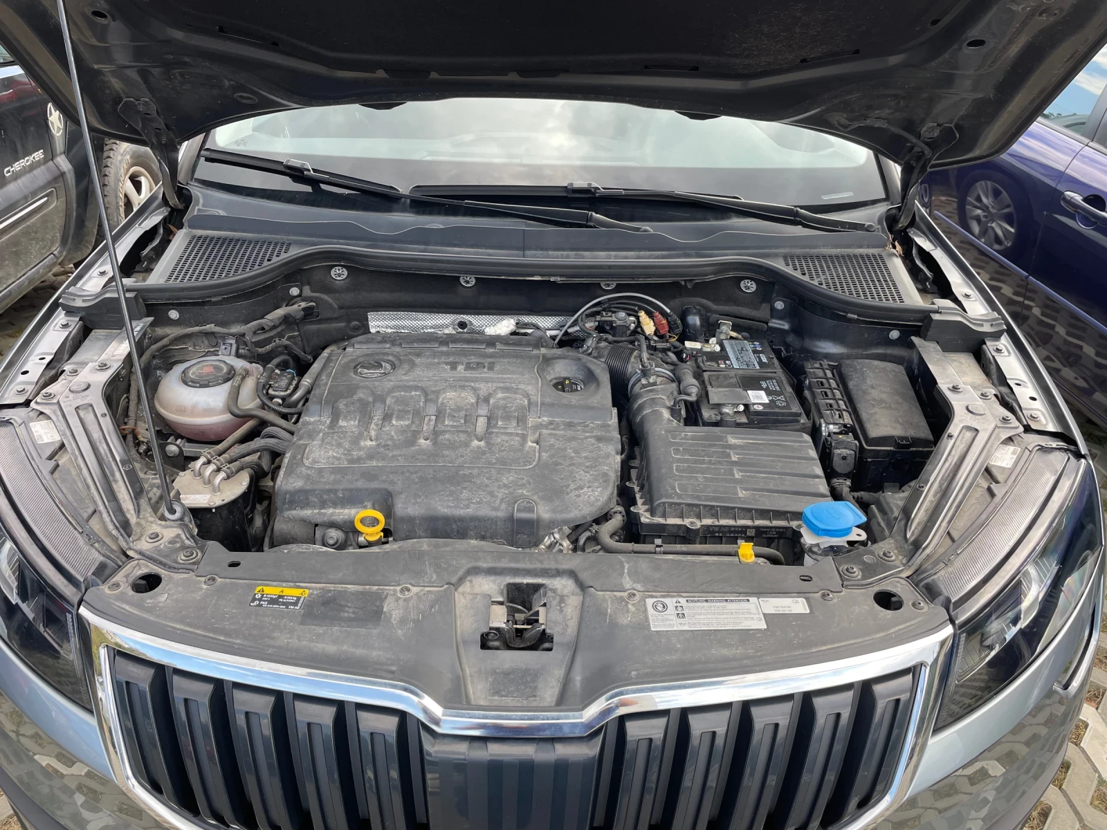 Skoda Karoq, снимка 13 - Автомобили и джипове - 56153236