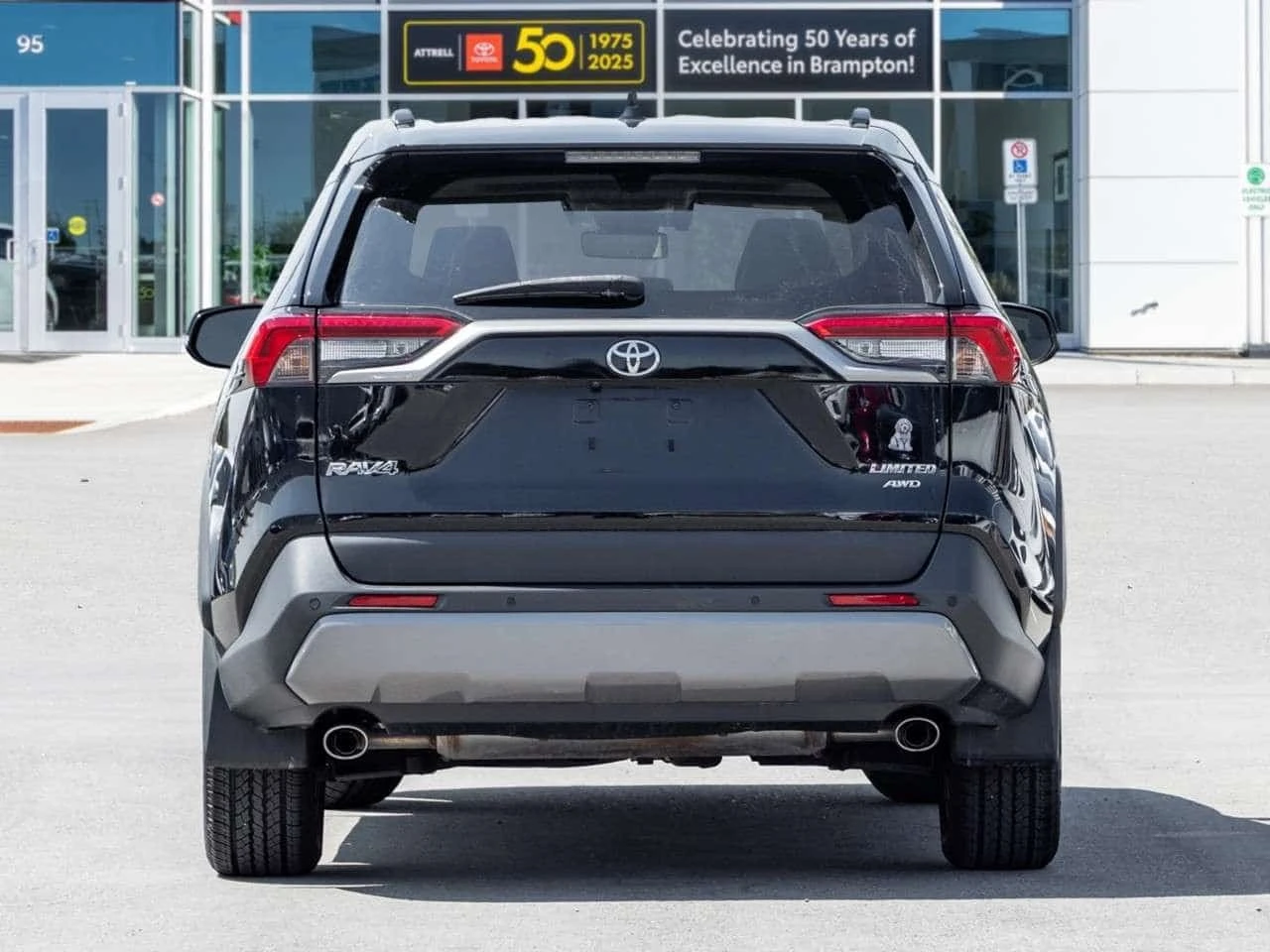 Toyota Rav4 * AWD Limited * CARFAX * ОТ ПРЕДСТАВИТЕЛСТВО , снимка 7 - Автомобили и джипове - 56261642