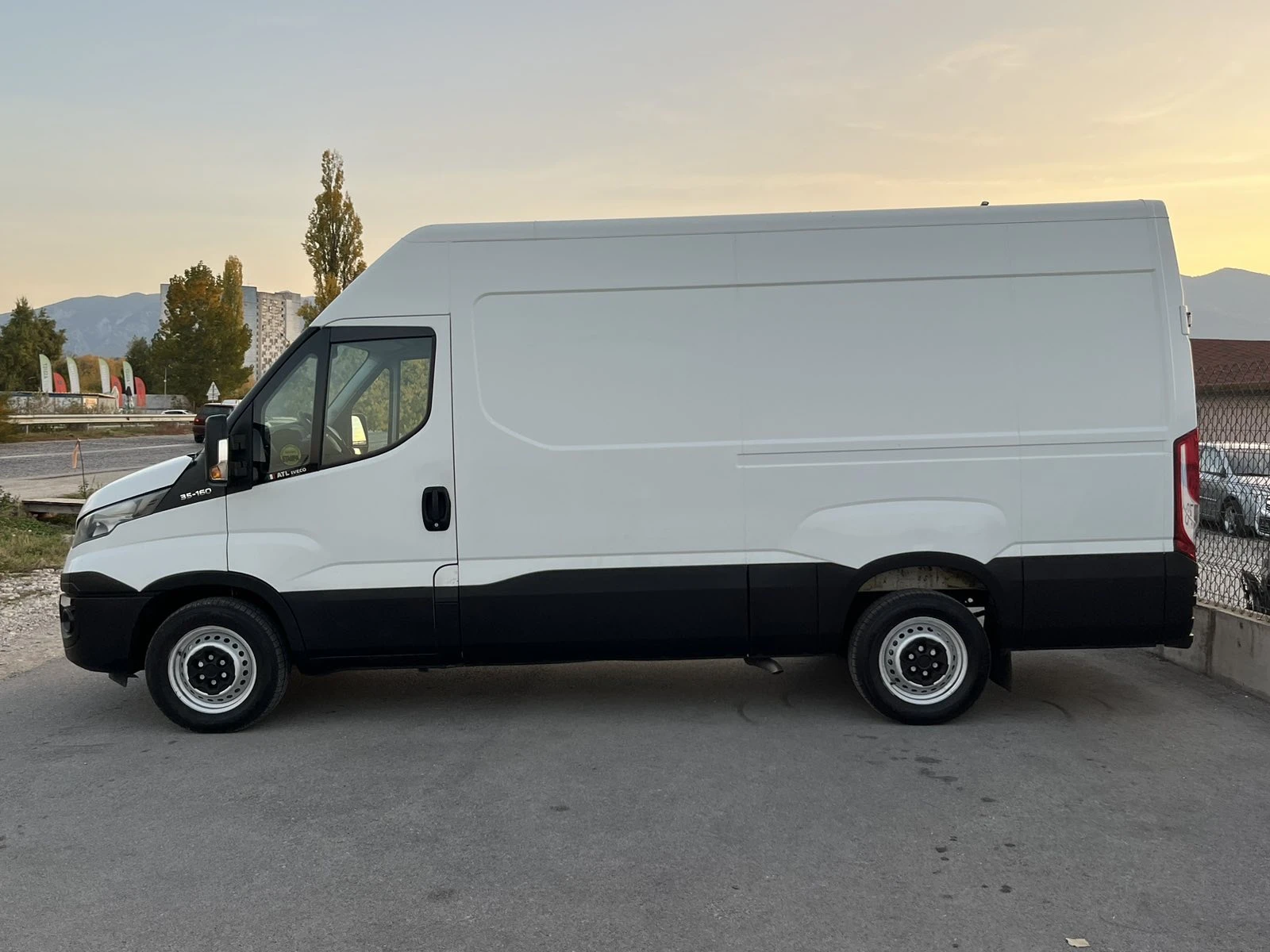 Iveco 35s16 2.3TDI 156кс 6 СКОРОСТИ EURO 6B КЛИМАТИК ВНОС ИТАЛ - изображение 6