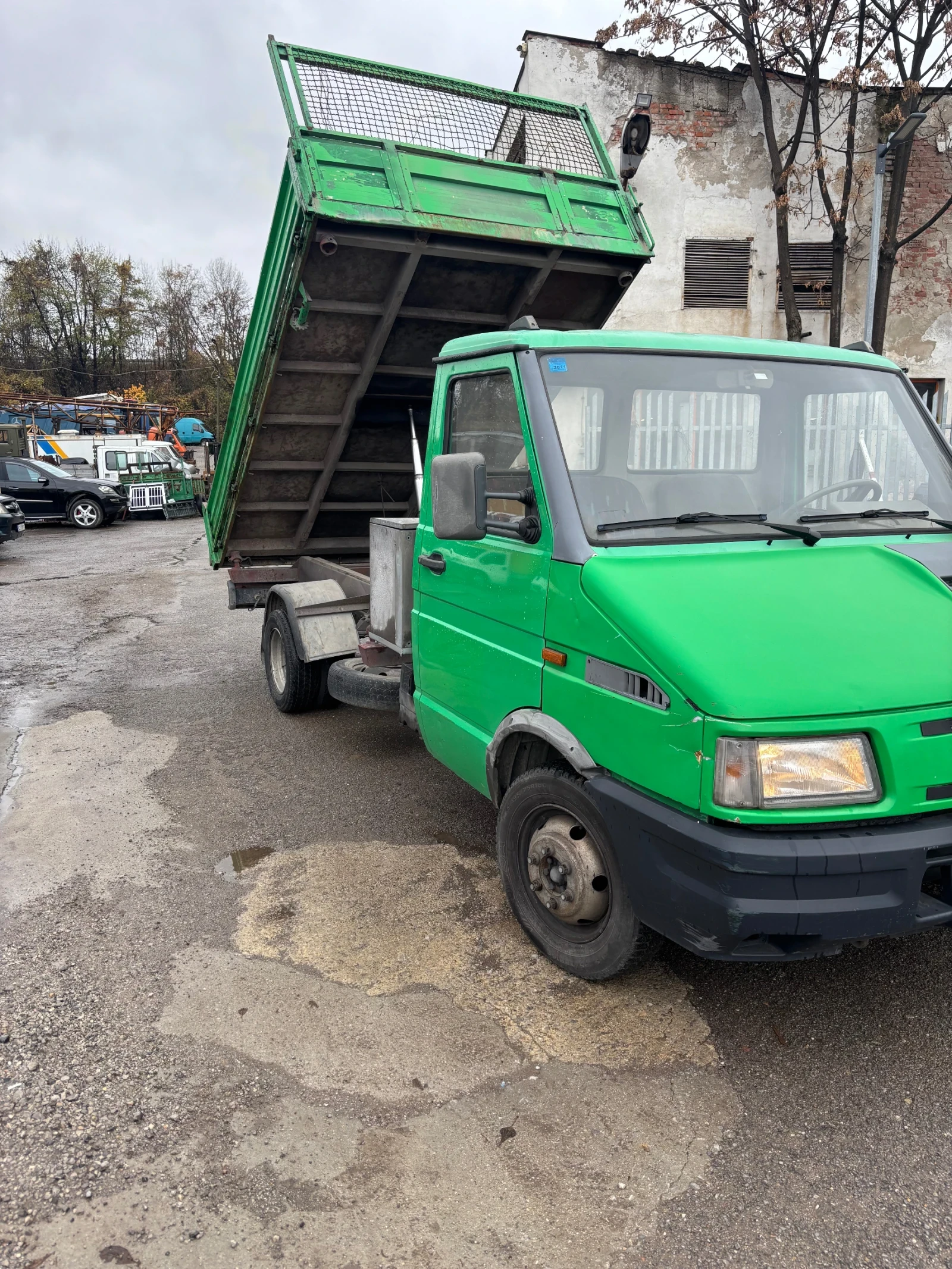 Iveco 3510 Тристранен Самосвал - изображение 2
