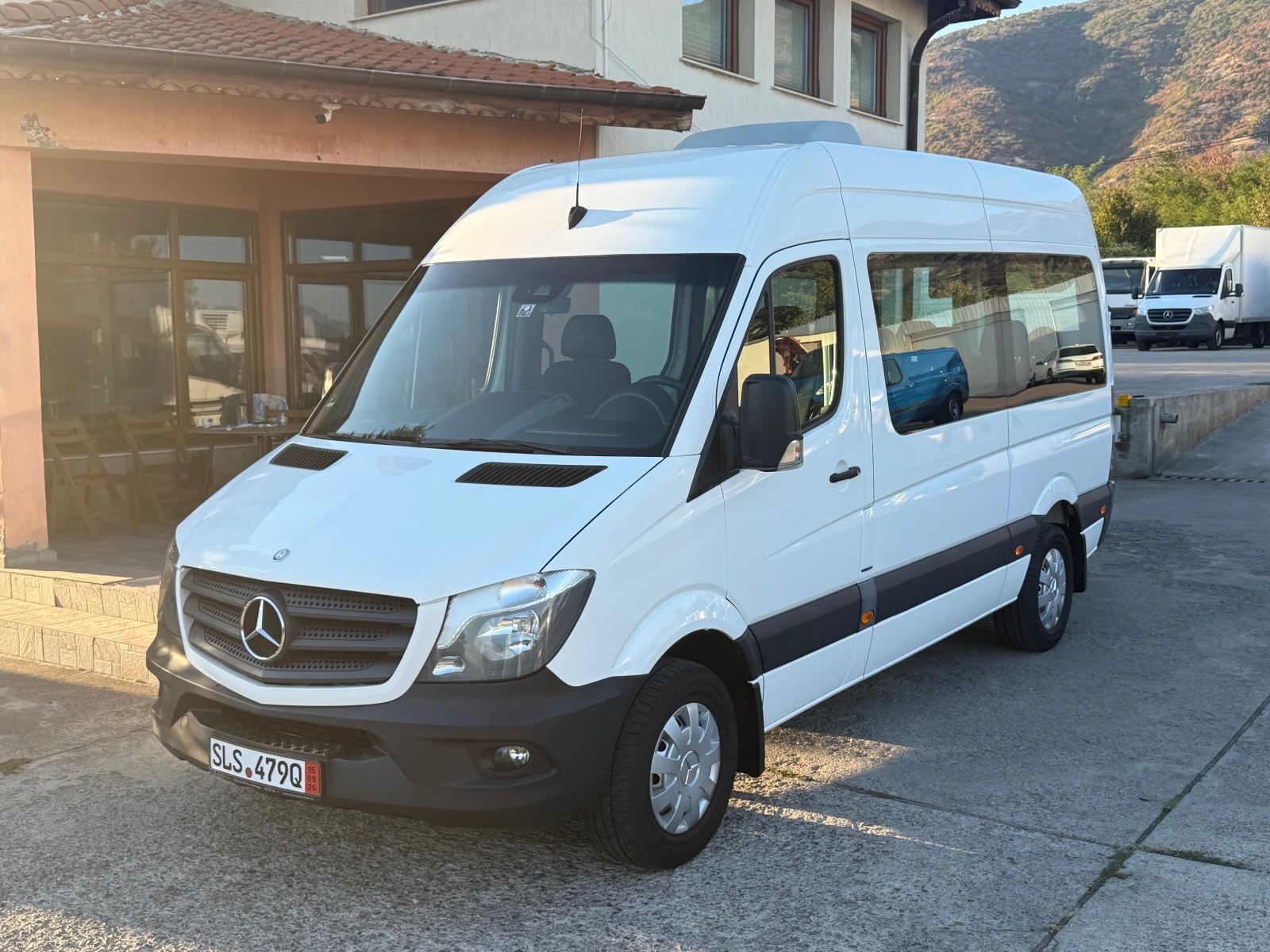 Mercedes-Benz Sprinter 313 9МЕСТА , 2хКЛИМА , EURO6 , FULL , Ел Врата, снимка 2 - Бусове и автобуси - 56132474