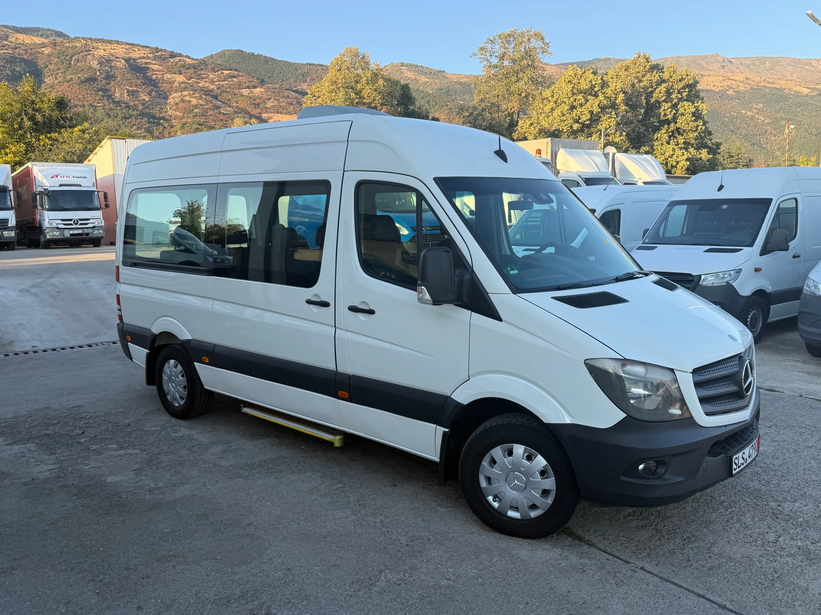 Mercedes-Benz Sprinter 313 9МЕСТА , 2хКЛИМА , EURO6 , FULL , Ел Врата, снимка 3 - Бусове и автобуси - 56132474