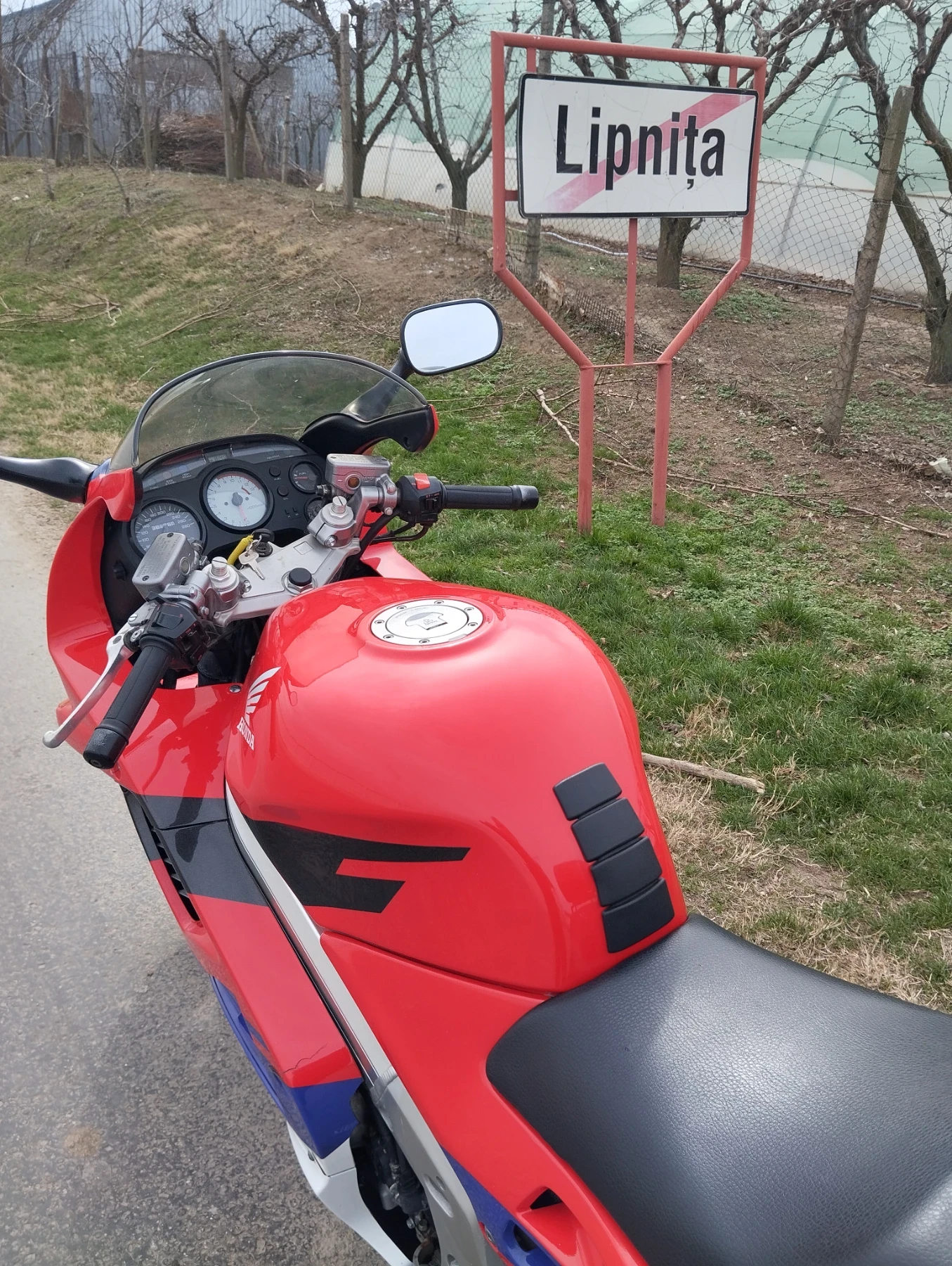 Honda Vfr 750 - изображение 5