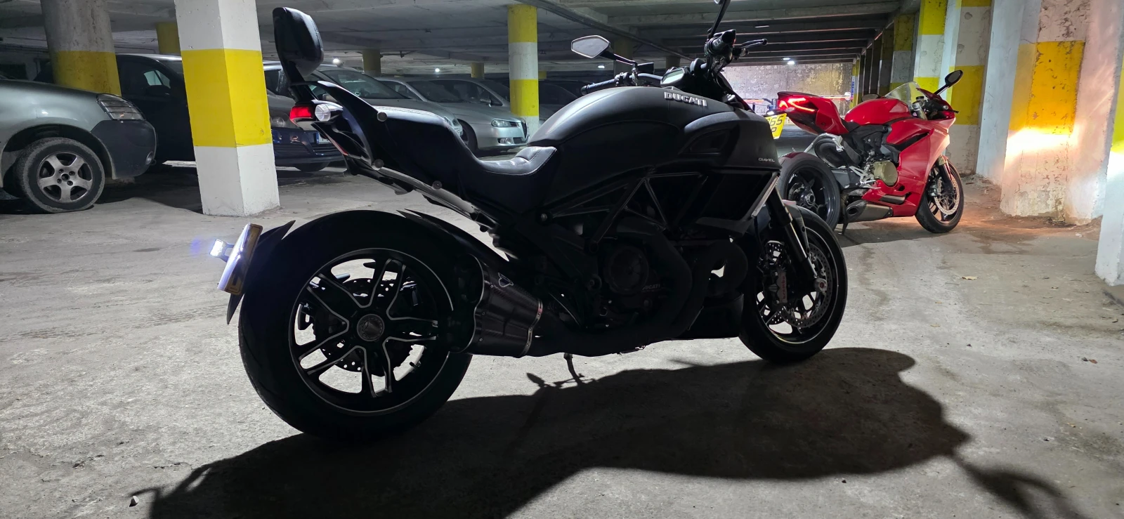 Ducati Diavel Carbon | Mobile.bg   4
