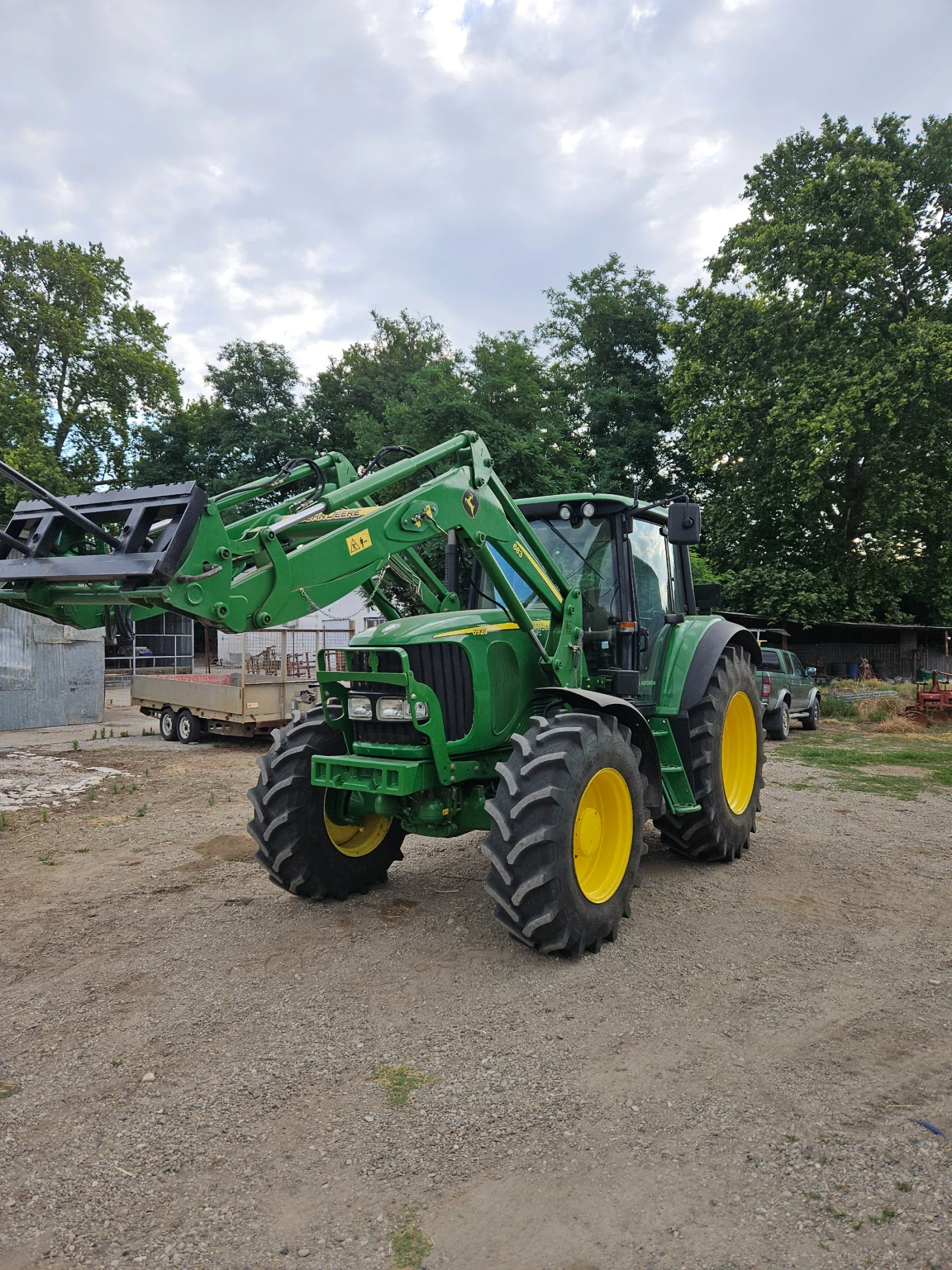 Трактор John Deere John Deere 6920 Premium - изображение 2