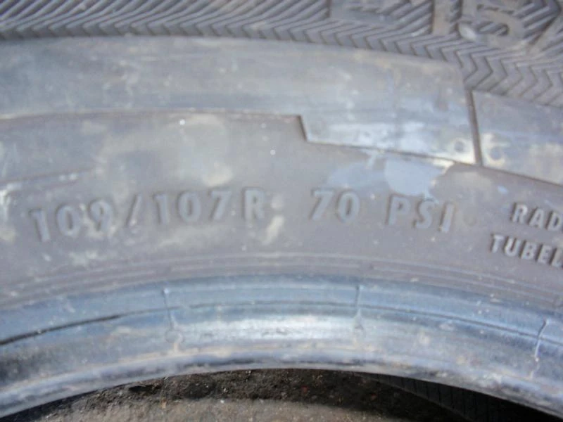 Гуми Всесезонни 215/65R16, снимка 11 - Гуми и джанти - 6997288