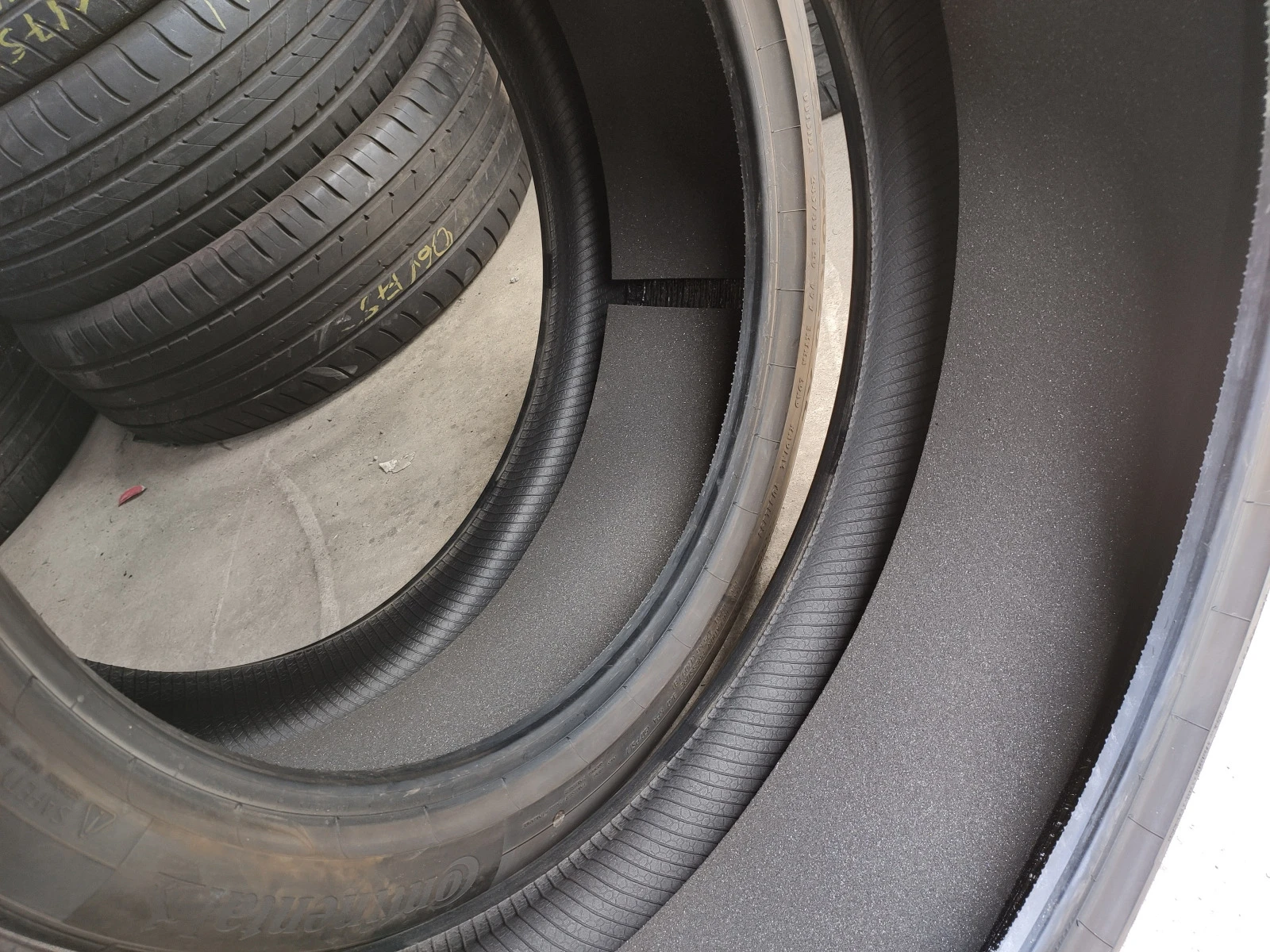  245/40R20 | Mobile.bg   8