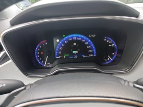 Toyota Corolla 2.0  Hybrid, снимка 11