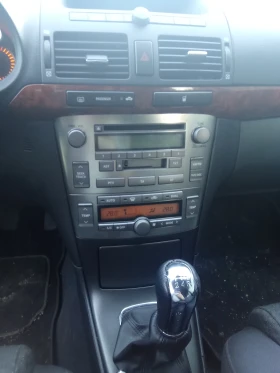 Toyota Avensis - 2600 € / 5085.16 лв. - 50601319 5