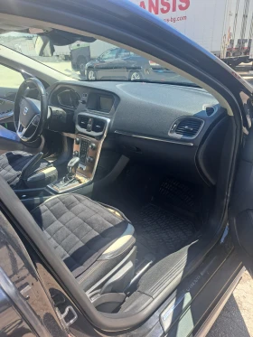 Volvo V40 Cross Country undefined | Auto.bg — изображение 2