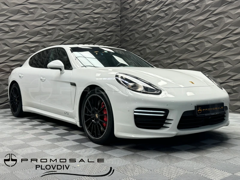 Porsche Panamera GTS V8 Alcantara* BOSE* Pano* Подгрев* 360, снимка 1 - Автомобили и джипове - 47575437