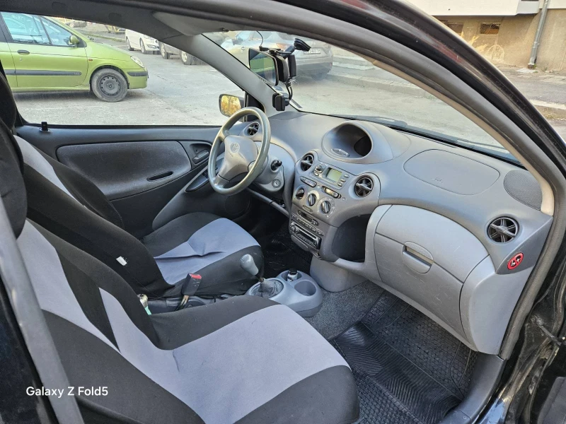 Toyota Yaris, снимка 2 - Автомобили и джипове - 47740439