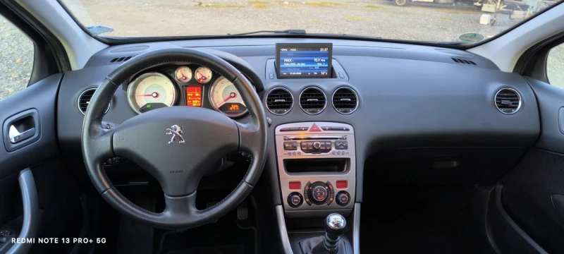 Peugeot 308 1.6 HDI, снимка 14 - Автомобили и джипове - 48438341