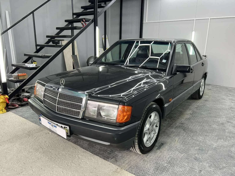 Mercedes-Benz 190 W201, снимка 1 - Автомобили и джипове - 48588250