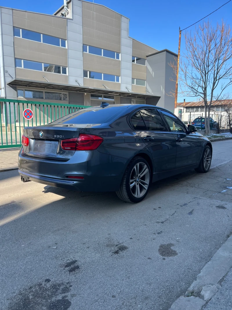 BMW 330 xDrive , снимка 10 - Автомобили и джипове - 49232221