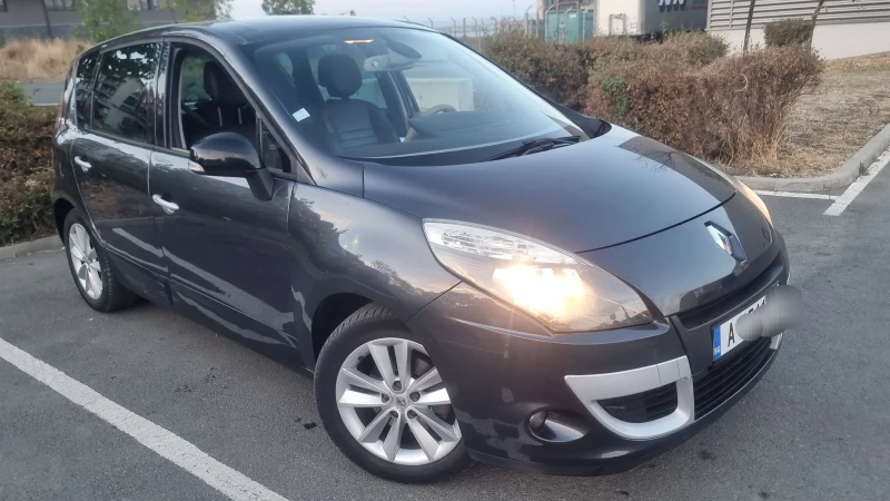 Renault Scenic Bose edition Внос Франция Вс Екстри, снимка 1 - Автомобили и джипове - 49454005