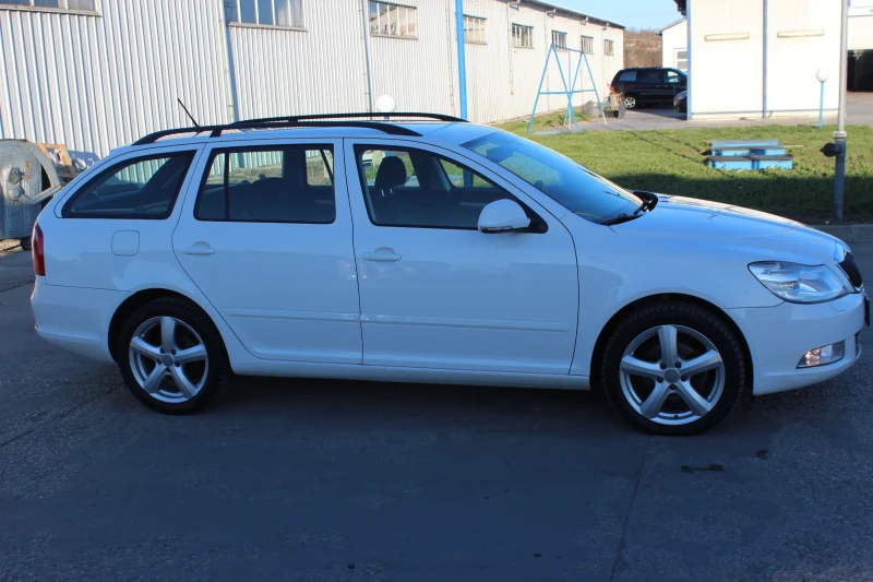 Skoda Octavia 2.0TDI 140к.с. 4x4 АВТОМАТ, Швейцария, снимка 4 - Автомобили и джипове - 49908919