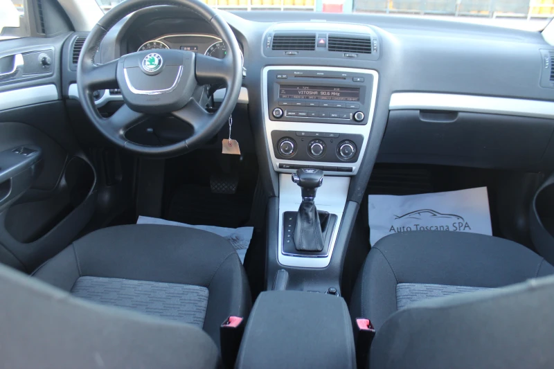Skoda Octavia 2.0TDI 140к.с. 4x4 АВТОМАТ, Швейцария, снимка 15 - Автомобили и джипове - 49908919