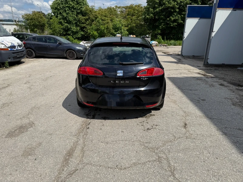 Seat Leon 2.0 FSI CH, снимка 6 - Автомобили и джипове - 51892327