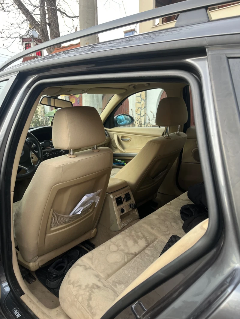 BMW 320, снимка 10 - Автомобили и джипове - 52662411