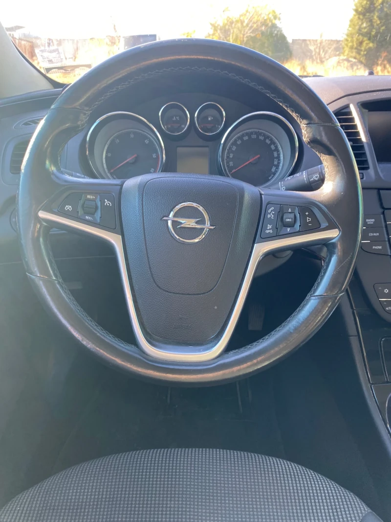 Opel Insignia, снимка 14 - Автомобили и джипове - 52728692