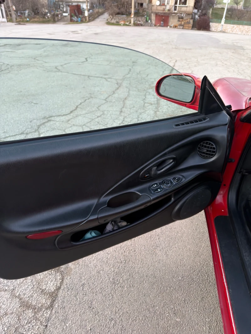 Hyundai Coupe 2.0i, снимка 6 - Автомобили и джипове - 52968004