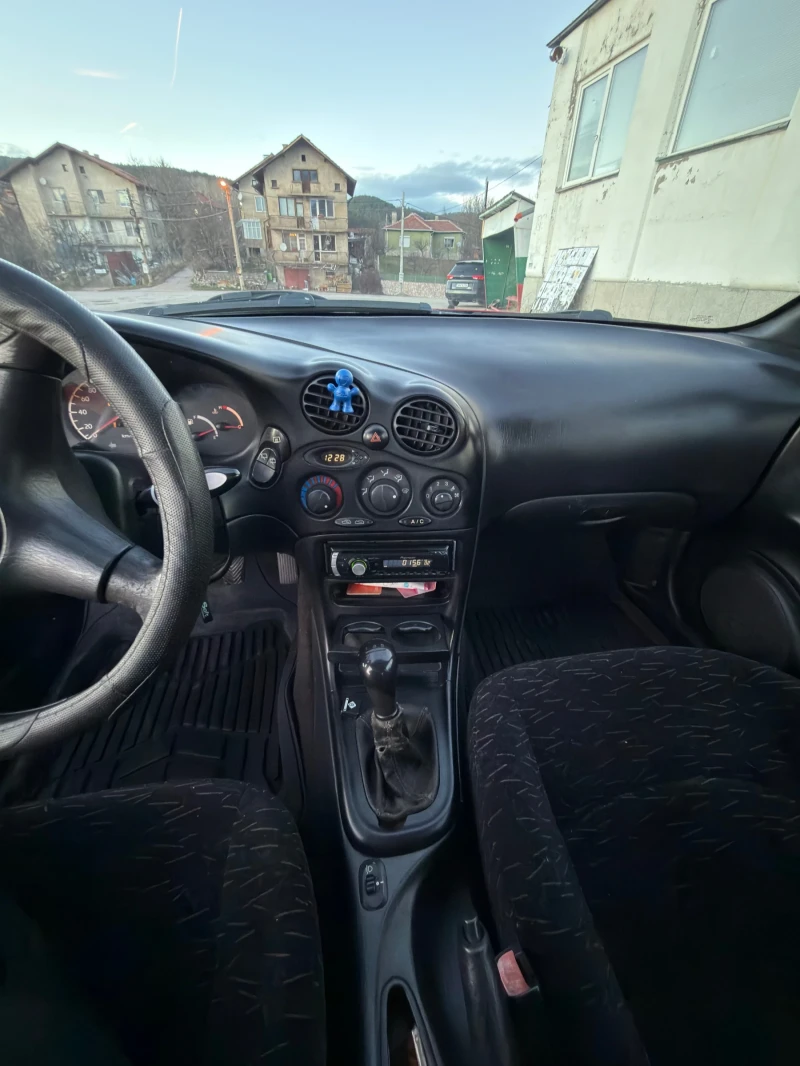 Hyundai Coupe 2.0i, снимка 7 - Автомобили и джипове - 52968004