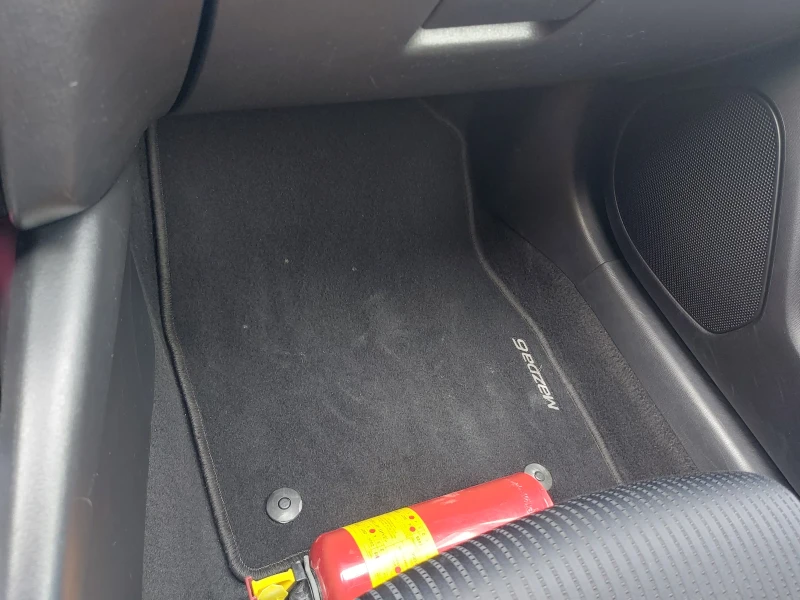 Mazda 6, снимка 16 - Автомобили и джипове - 53572905