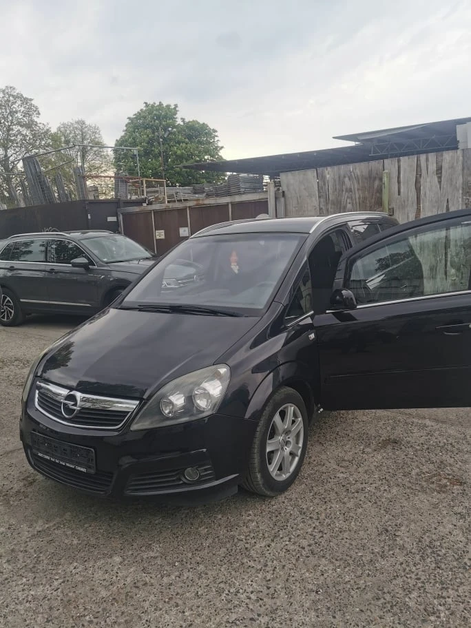 Opel Zafira Zafira b, снимка 5 - Автомобили и джипове - 48441047