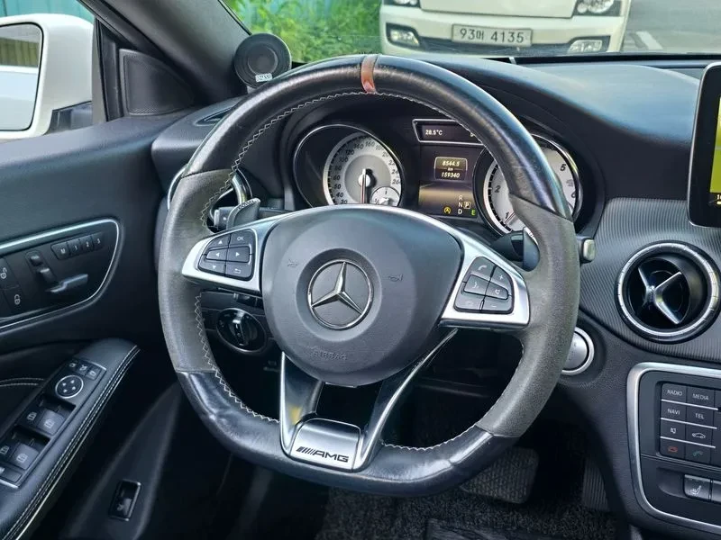 Mercedes-Benz CLA 200 Cdi 4Matic, снимка 11 - Автомобили и джипове - 55650844