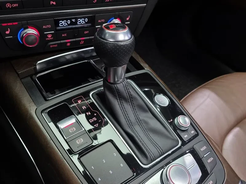 Audi A7 3.0 TDI Quattro - САМО 30% АВАНС, снимка 9 - Автомобили и джипове - 56158803
