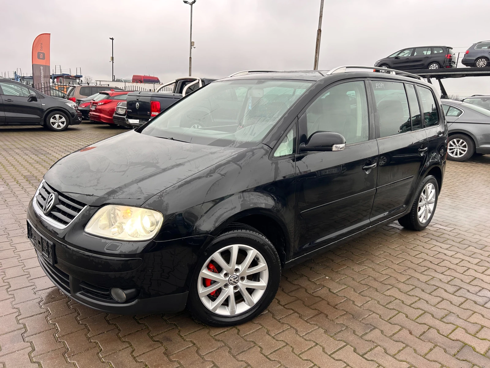 VW Touran 2.0TDI NAVI/KOJA 6+ 1 EURO 4, снимка 1