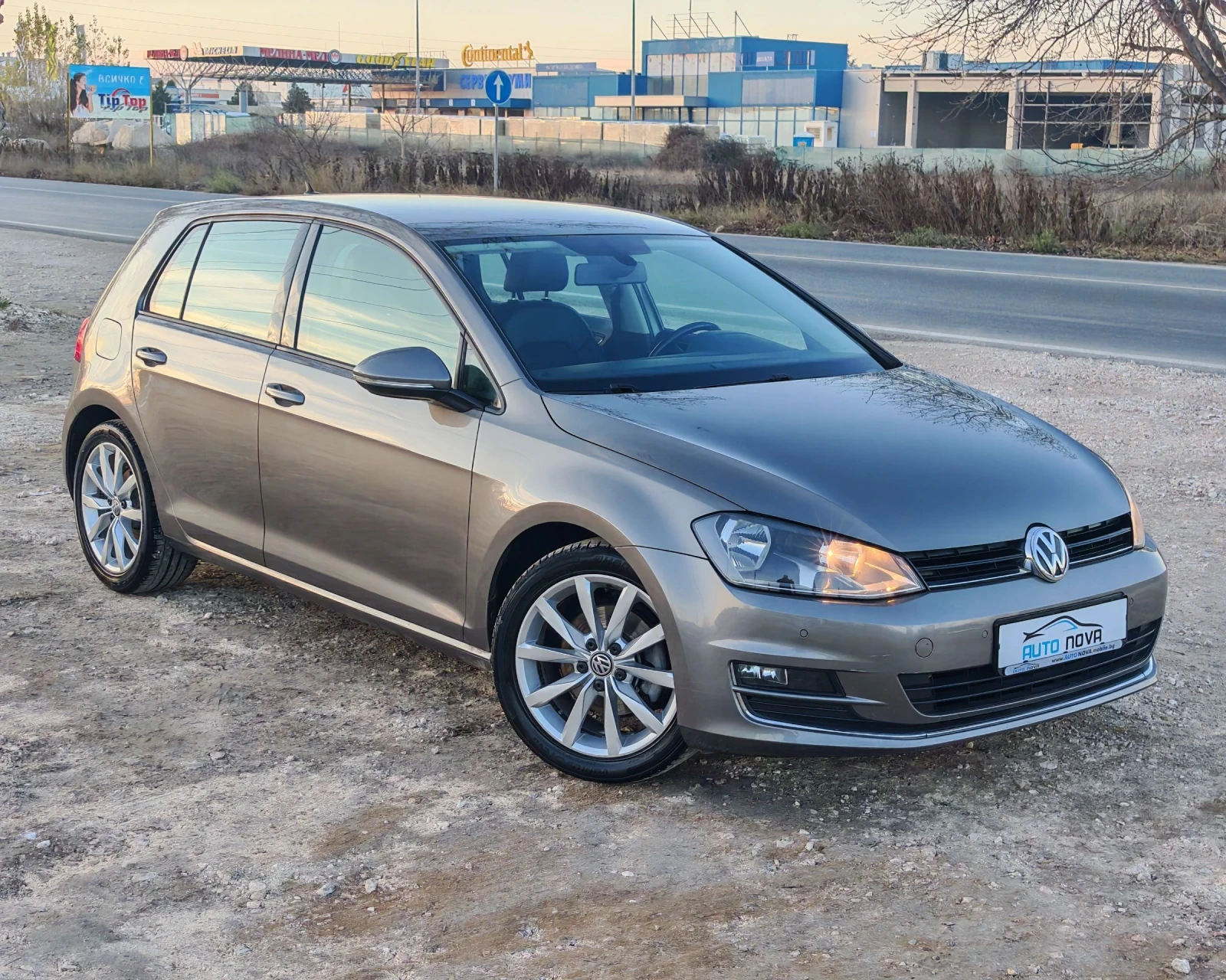 VW Golf 1.6 ДИЗЕЛ 110 К.С. HIGHLINE! УНИКАЛНО СЪСТОЯНИЕ!!!, снимка 1
