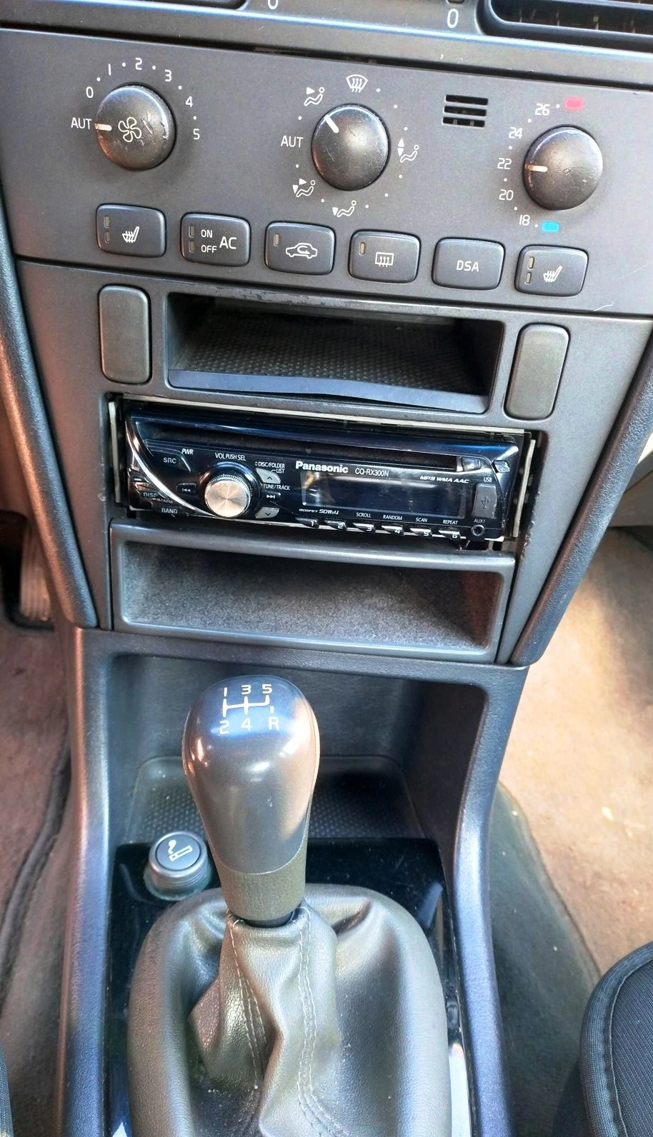 Volvo S40 1.8i - изображение 10