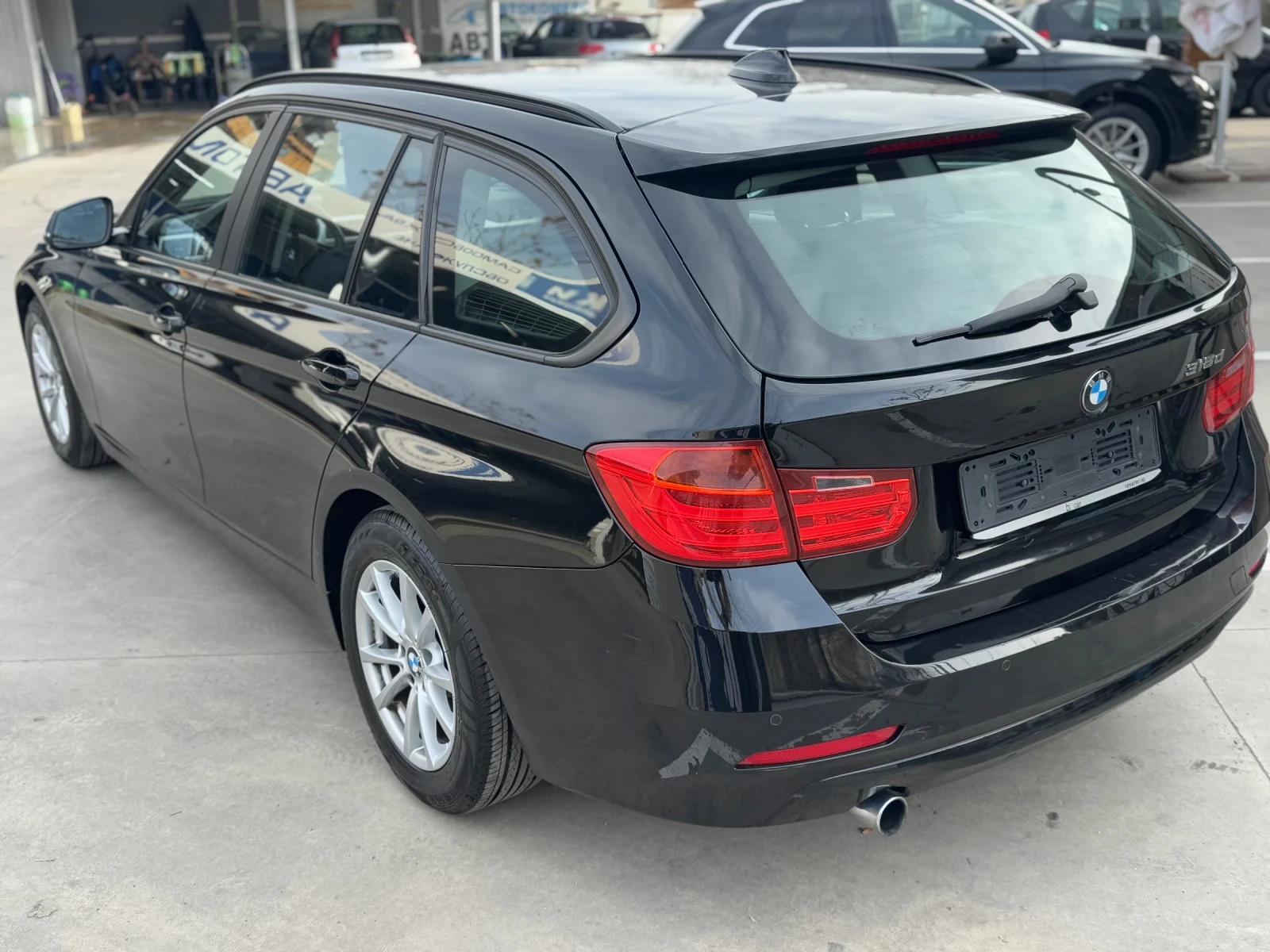 BMW 318 Automat / Navi / Xenon / Podgrev / - изображение 6