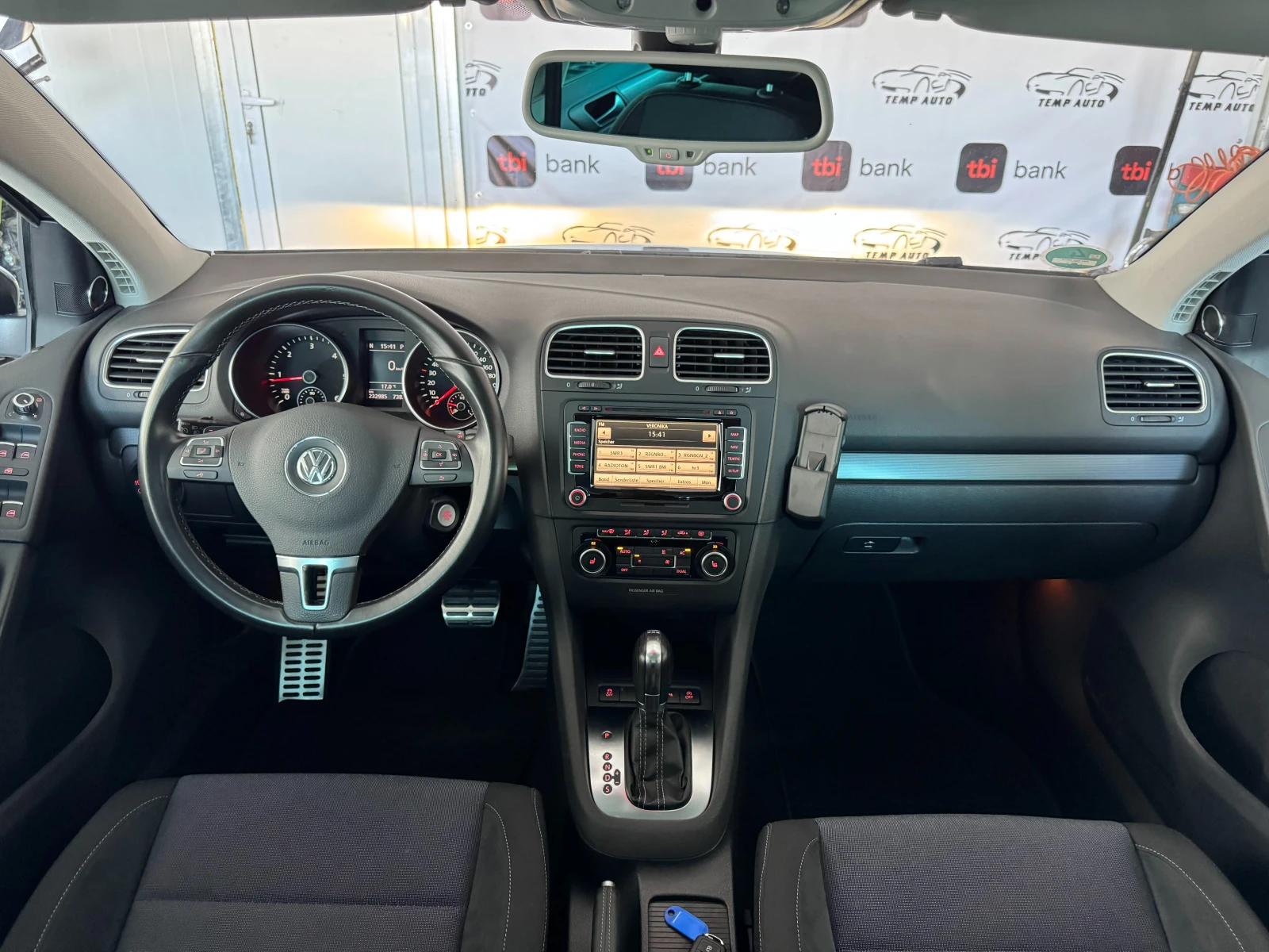 VW Golf 2.0TDI* 140к.с* СЕРВИЗНА КНИЖКА С ПЪЛНА ИСТОРИЯ  - изображение 9