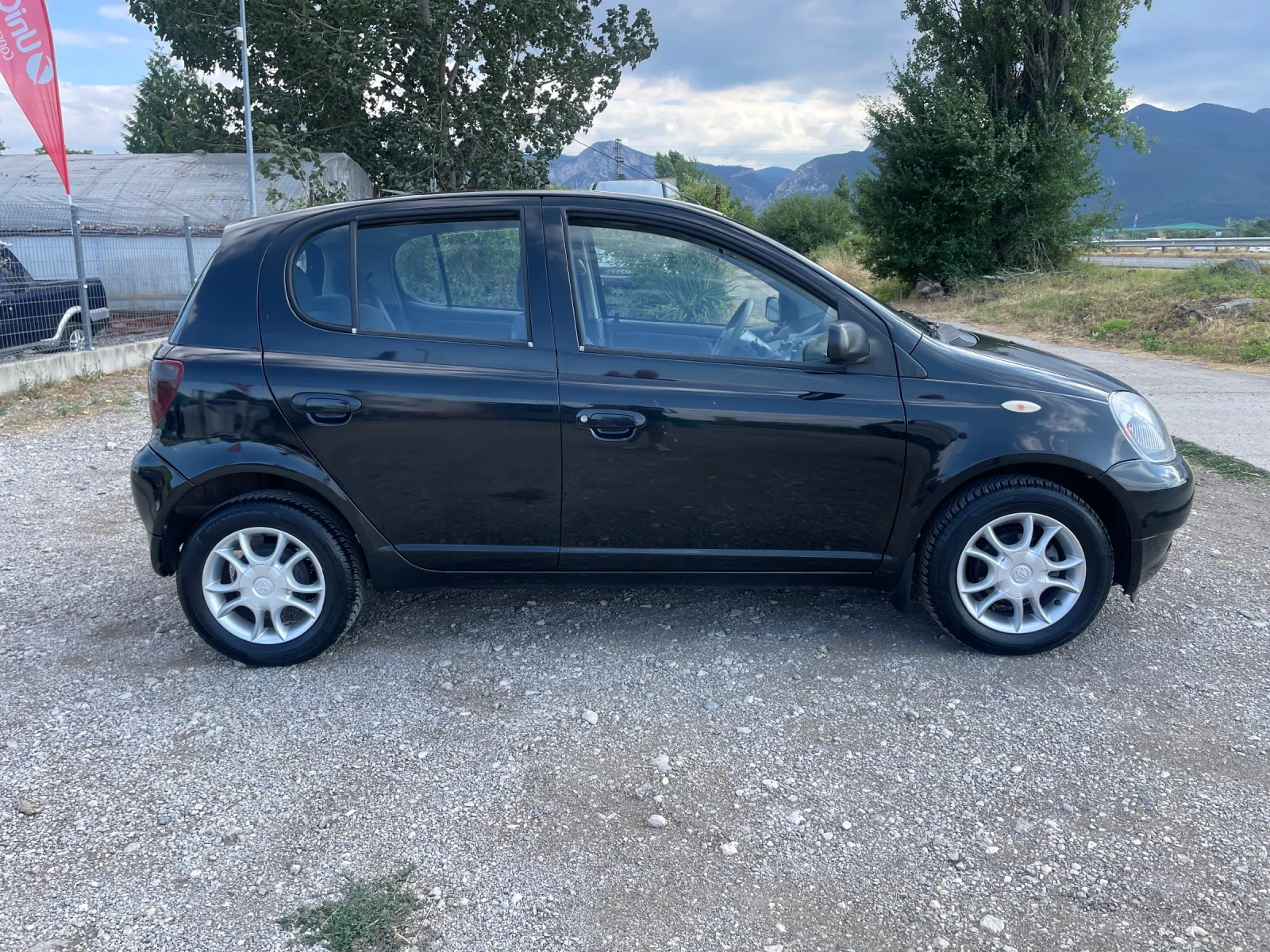Toyota Yaris 1.4 D4D-ITALIA - изображение 4