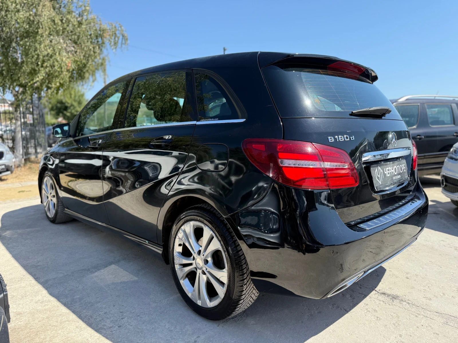 Mercedes-Benz B 180 CDI PREMIUM AMG 7G-tonic - изображение 4