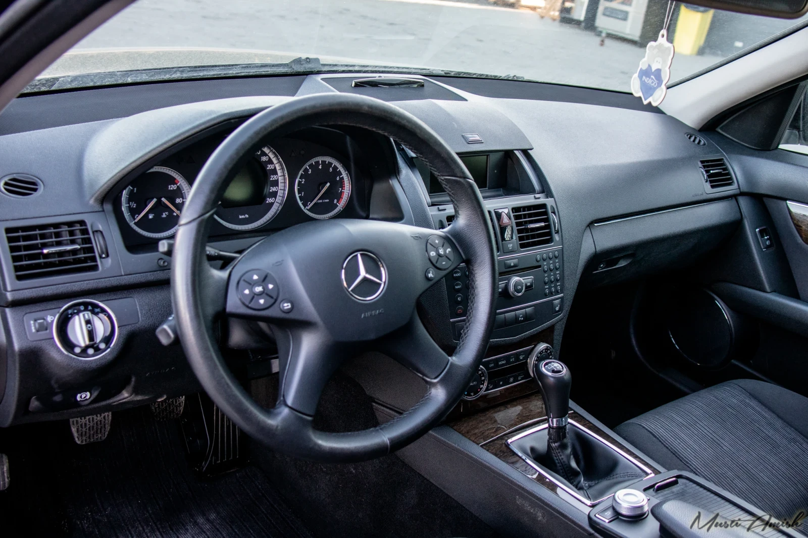 Mercedes-Benz C 180  - изображение 8