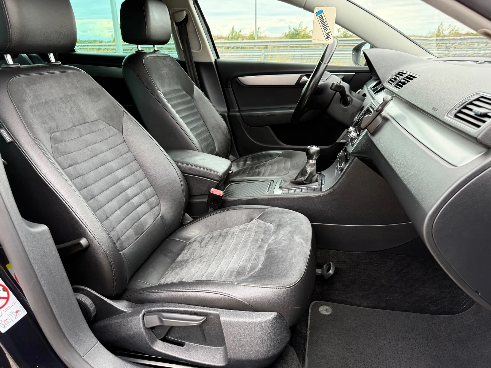 VW Passat 2.0 TDI / ABT / HIGHLINE / KOJA / NAVI / PODGREV | Mobile.bg   11